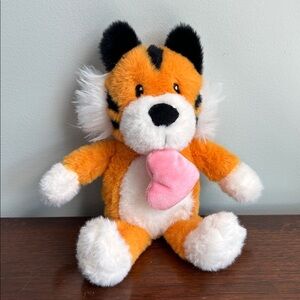 Target Gigglescape Tiger with Heart Plush Toy Valentine's Day 10"